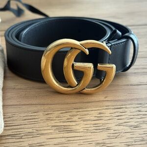 Gucci Black Leather Belt with Gold GG Buckle